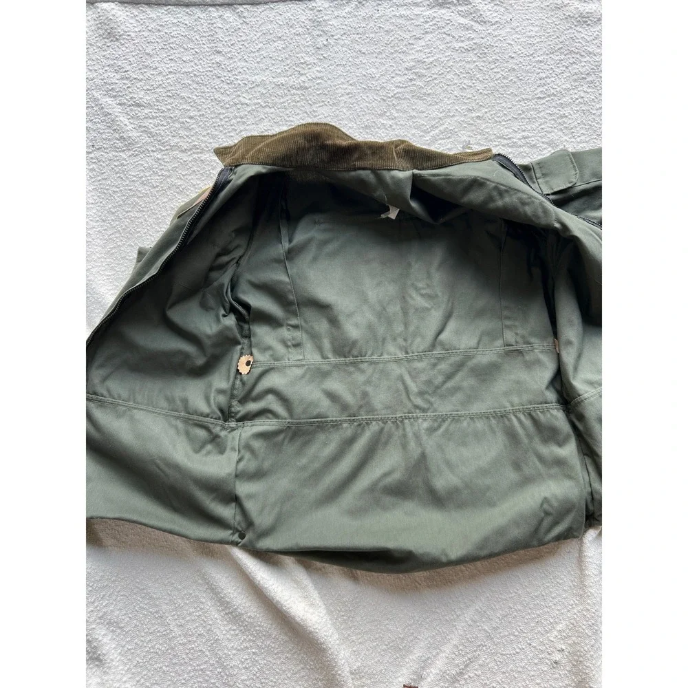 Walls vintage olive
